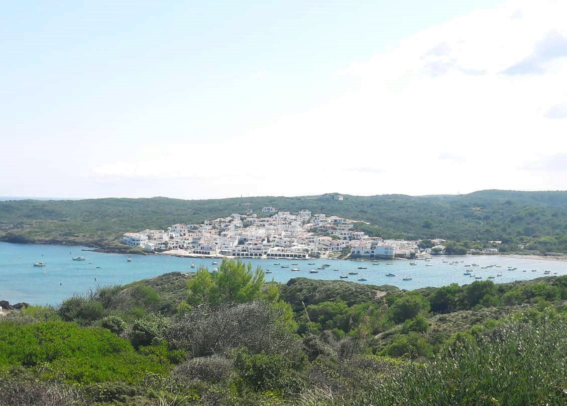Las vistas desde el paseo costero de Menorca
