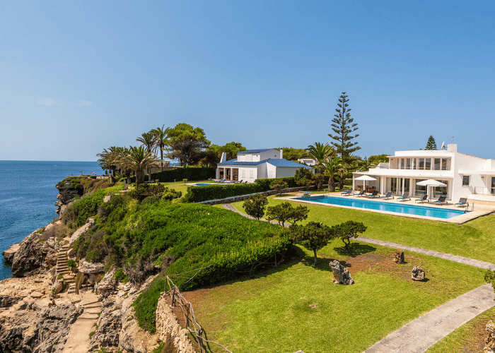 Villa Menorca con las mejores vistas al mar 2026 - Villa VN470 Villa en lo alto de un acantilado Cala en Brut