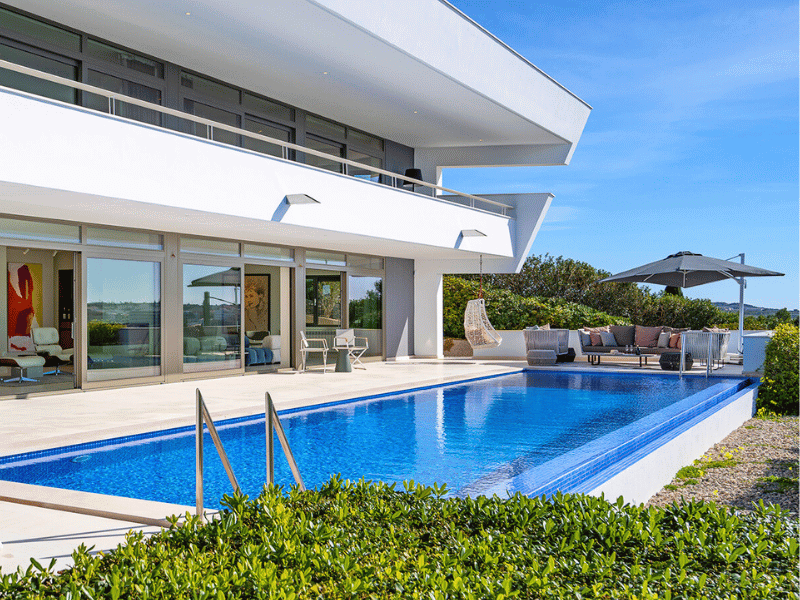 Mejor villa de lujo en Menorca 2026 – Villa VN775 Moderna villa en primera línea de mar en San Antoni Port Mahon