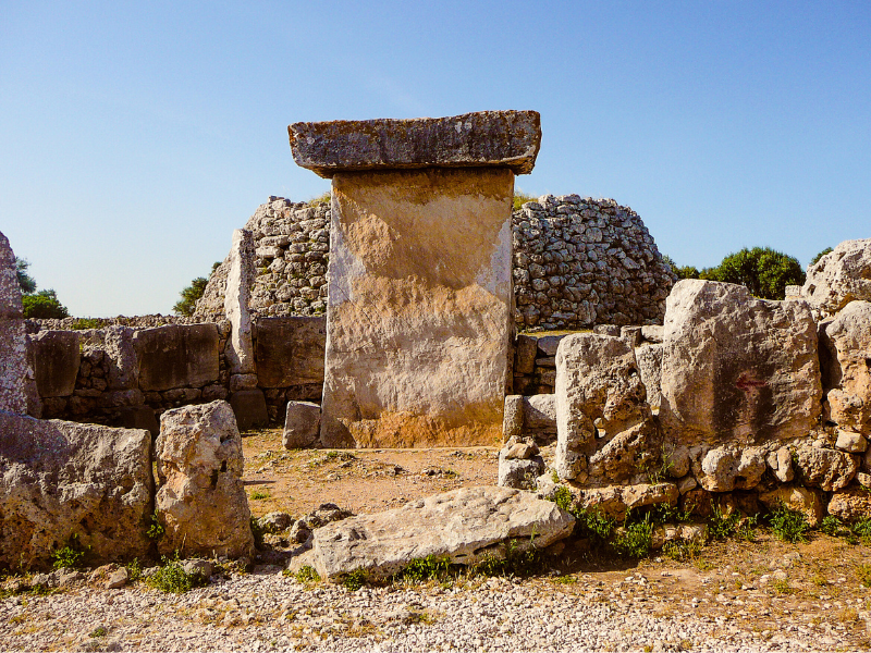 Las mejores cosas que hacer en Menorca en 2026: Descubre las ruinas talayóticas