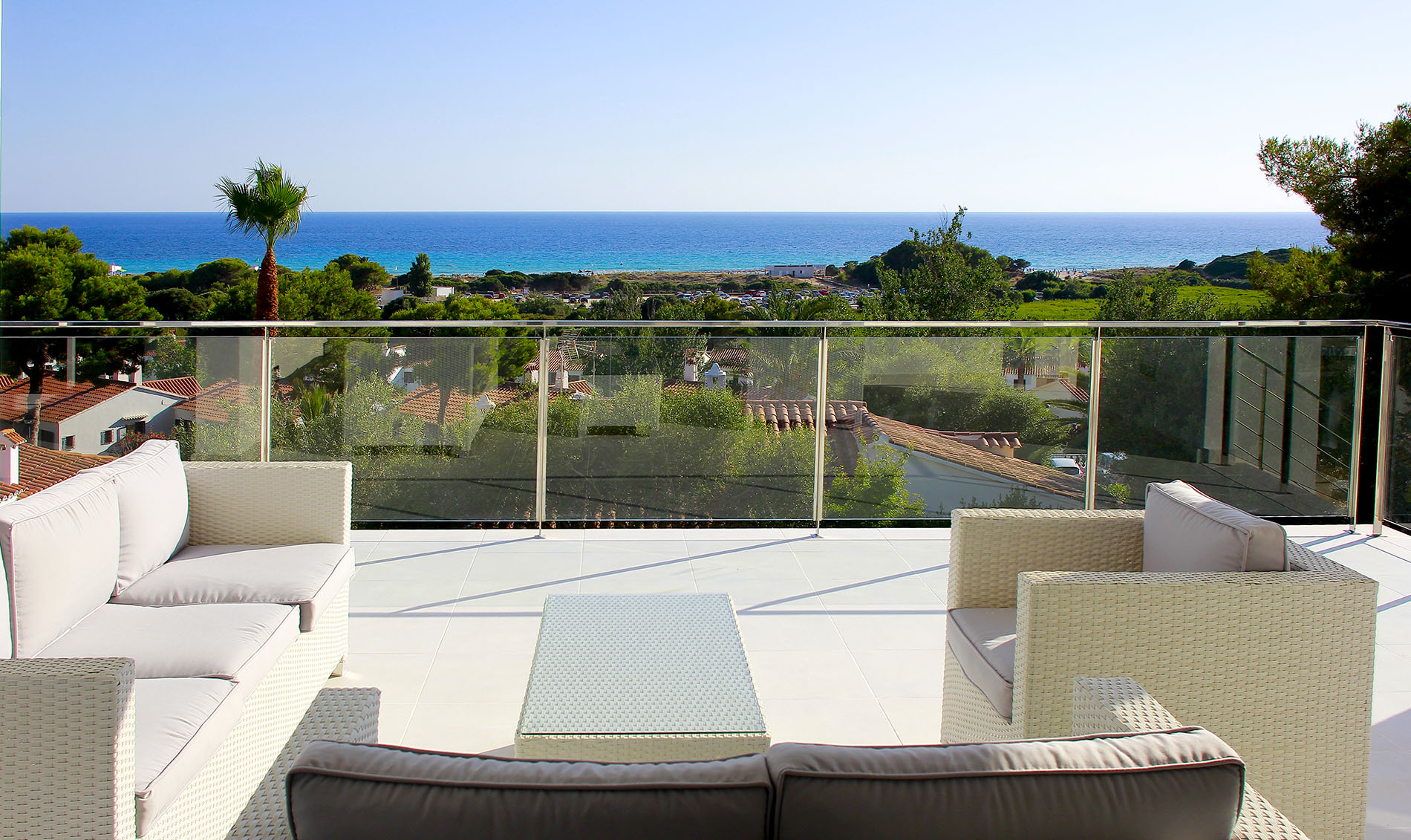 Villa cerca de Son Bou con vistas al mar