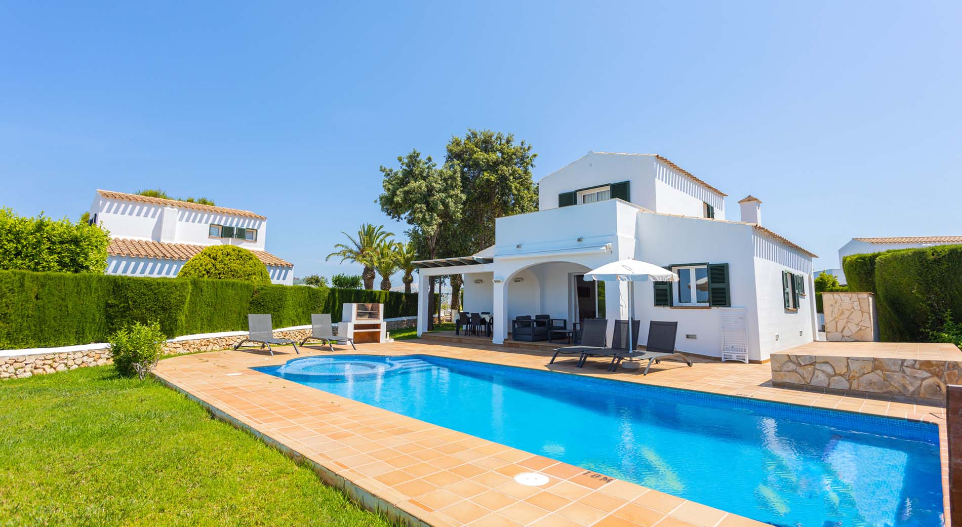 Villa cerca de Son Bou con vistas al mar